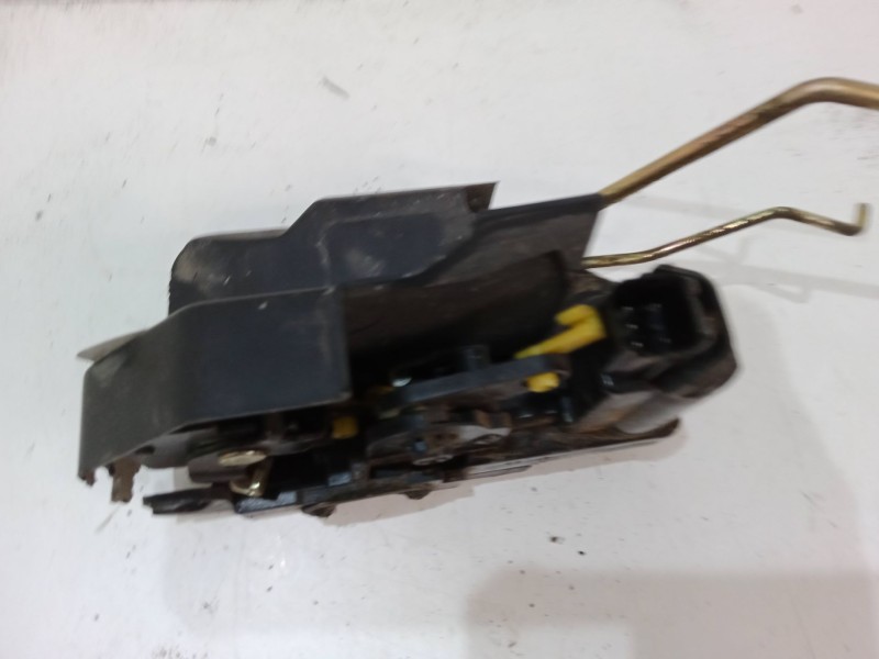 Recambio de cerradura puerta delantera derecha para hyundai getz (tb) 1.1 referencia OEM IAM   