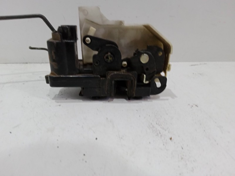 Recambio de cerradura puerta delantera izquierda para hyundai getz (tb) 1.1 referencia OEM IAM   