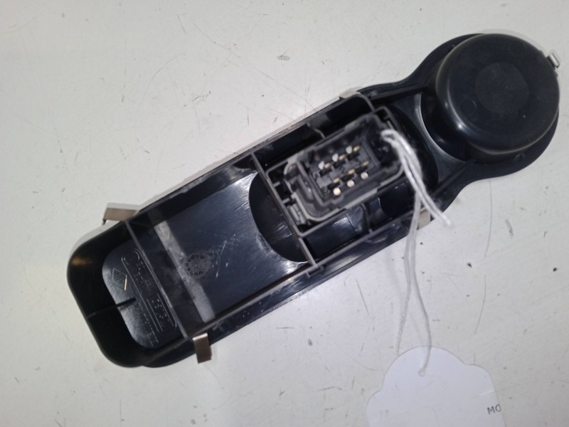 Recambio de mando elevalunas delantero derecho para renault modus / grand modus (f/jp0_) 1.2 (jp0c, jp0k, fp0c, fp0k, fp0p, jp0p