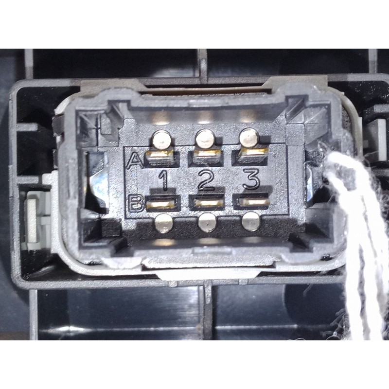 Recambio de mando elevalunas delantero derecho para renault modus / grand modus (f/jp0_) 1.2 (jp0c, jp0k, fp0c, fp0k, fp0p, jp0p