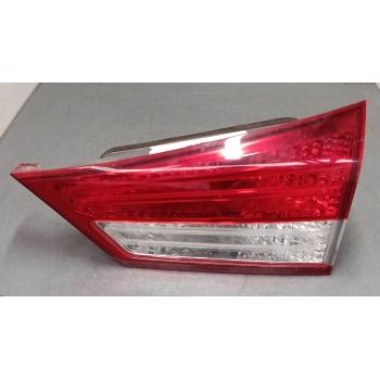 PILOTO TRASERO PORTON DERECHO 924041K0 