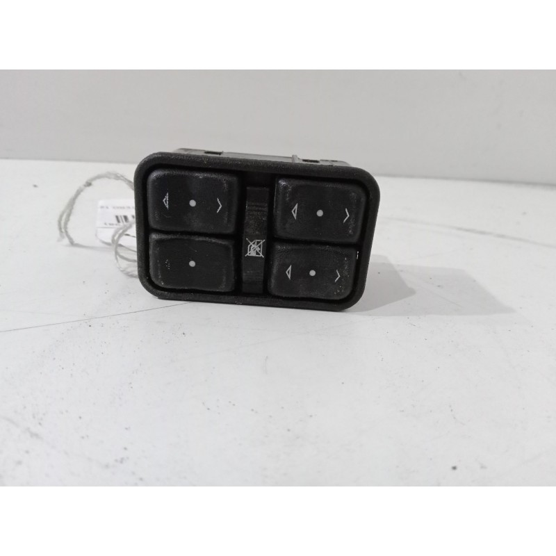 Recambio de mando elevalunas delantero izquierdo para opel zafira a monospace (t98) 2.0 dti 16v (f75) referencia OEM IAM 9056108