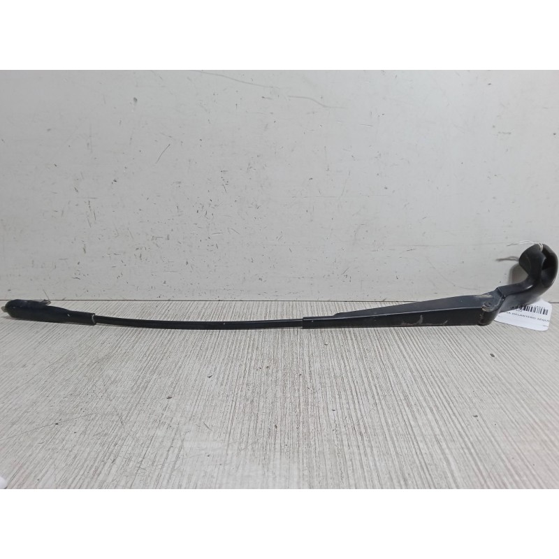 Recambio de brazo limpia delantero izquierdo para smart fortwo cabrio (451) 0.8 cdi (451.400) referencia OEM IAM   