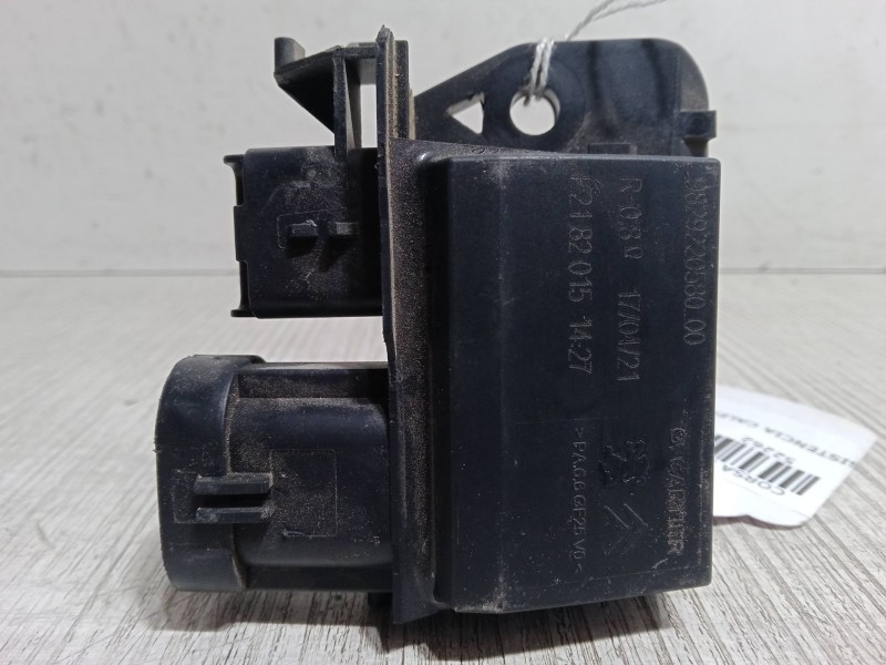 Recambio de resistencia calefaccion para opel corsa f (p2jo) 1.2 (68) referencia OEM IAM 9829220580  