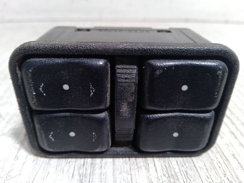 Recambio de mando elevalunas delantero izquierdo para opel zafira a monospace (t98) 2.0 dti 16v (f75) referencia OEM IAM 9056108