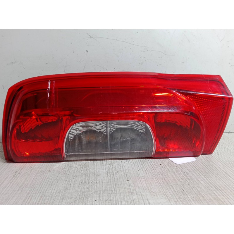 Recambio de piloto trasero derecho para fiat qubo (225_) 1.3 d multijet (225axg1a, 225cxg1a, 225axg11, 225cxg11) referencia OEM 