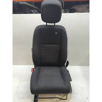 ASIENTO DELANTERO IZQUIERDO 