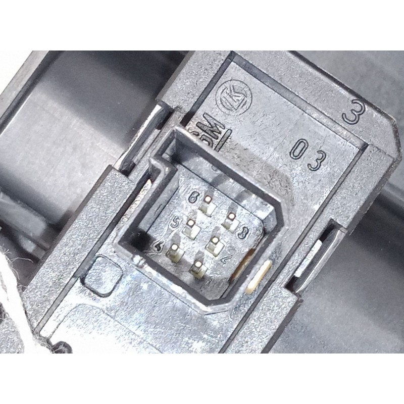 Recambio de mando elevalunas delantero derecho para opel zafira b furgoneta/monovolumen (a05) 1.9 cdti van (m75) referencia OEM 