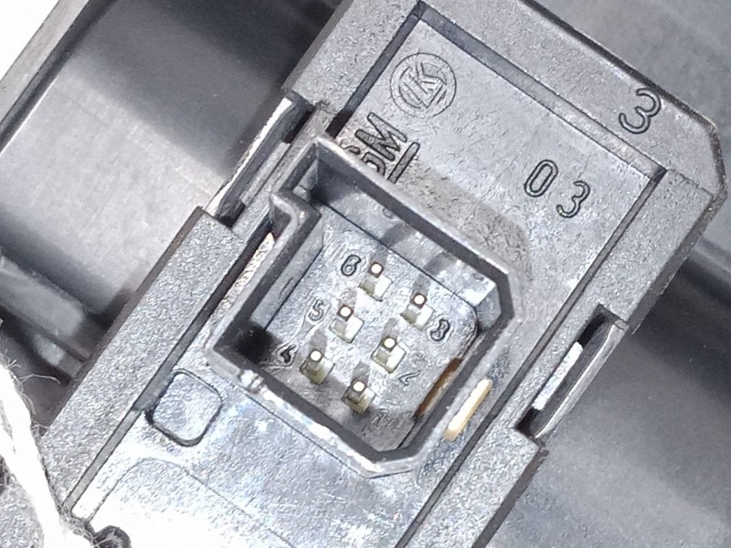 Recambio de mando elevalunas delantero derecho para opel zafira b furgoneta/monovolumen (a05) 1.9 cdti van (m75) referencia OEM 