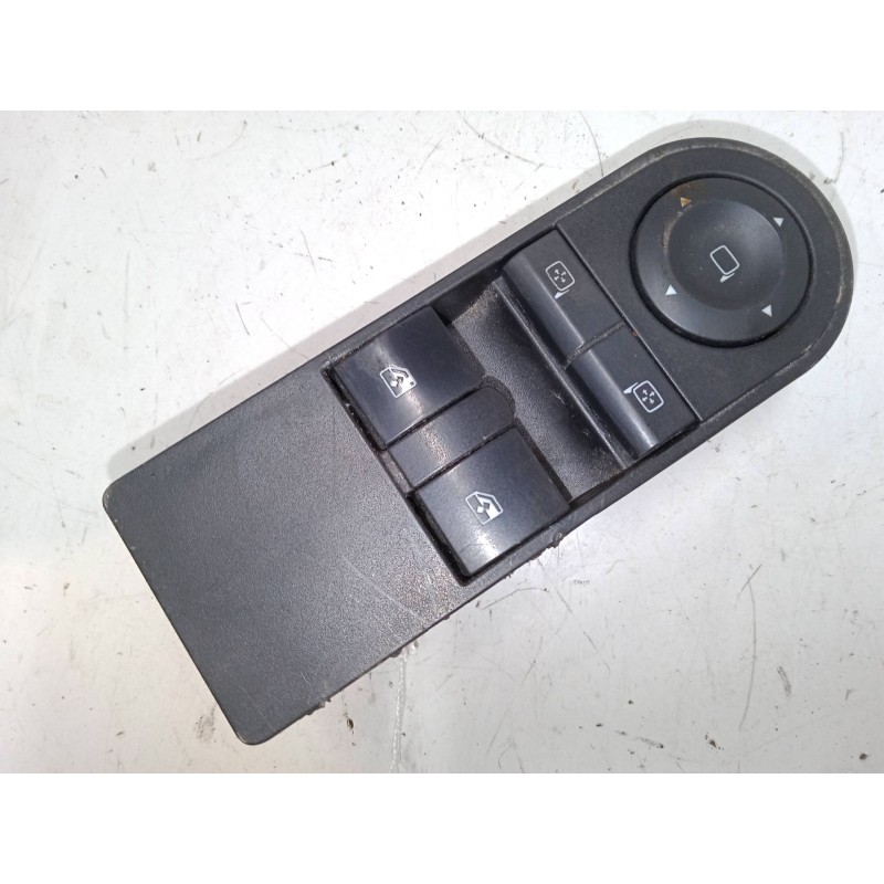 Recambio de mando elevalunas delantero izquierdo para opel zafira b furgoneta/monovolumen (a05) 1.9 cdti van (m75) referencia OE