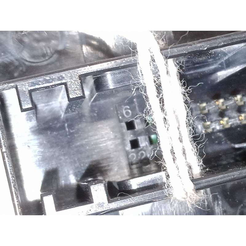 Recambio de mando elevalunas delantero izquierdo para opel zafira b furgoneta/monovolumen (a05) 1.9 cdti van (m75) referencia OE