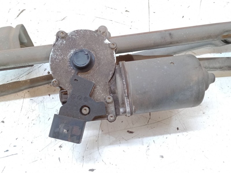 Recambio de motor limpia delantero para opel zafira b furgoneta/monovolumen (a05) 1.9 cdti van (m75) referencia OEM IAM 404976  