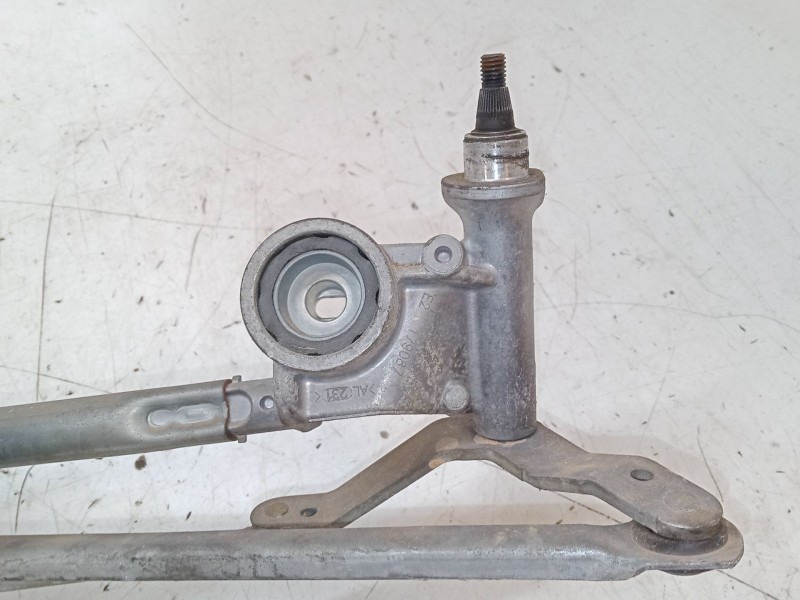 Recambio de motor limpia delantero para opel zafira b furgoneta/monovolumen (a05) 1.9 cdti van (m75) referencia OEM IAM 404976  