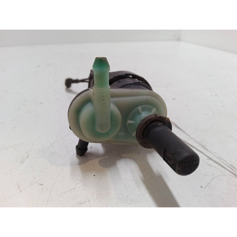 Recambio de bomba limpiaparabrisas para opel zafira b furgoneta/monovolumen (a05) 1.9 cdti van (m75) referencia OEM IAM   