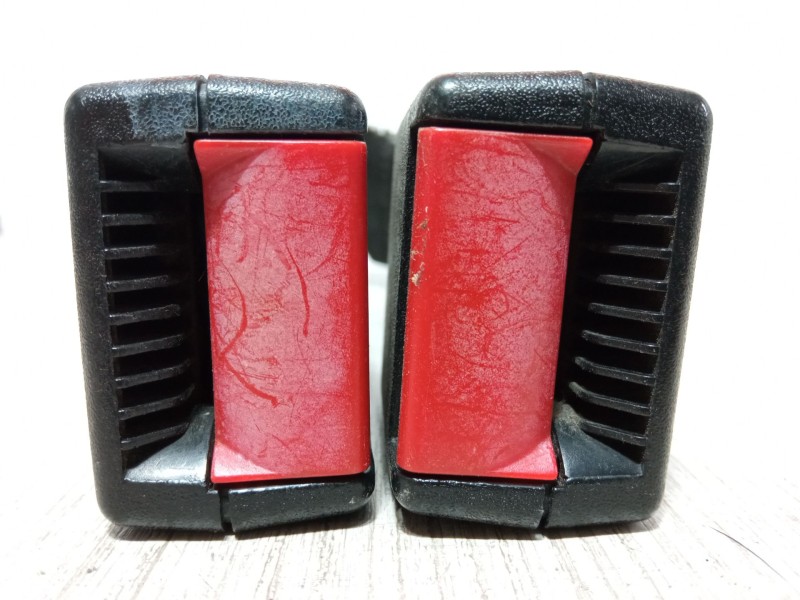 Recambio de anclaje cinturon trasero derecho para opel astra g station wagon (t98) 1.8 16v (f35) referencia OEM IAM   