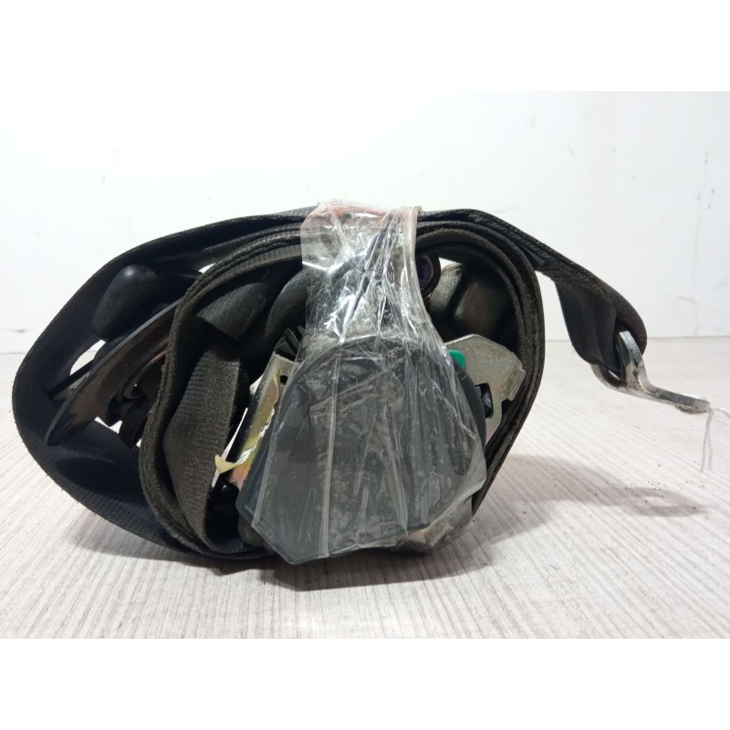 Recambio de cinturon con pretensor delantero izquierdo para seat toledo iii (5p2) 1.9 tdi referencia OEM IAM   