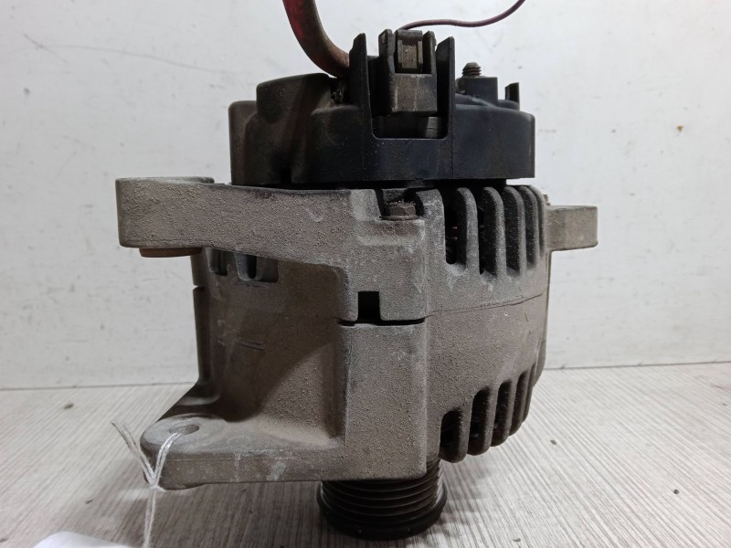 Recambio de alternador para renault megane ii station wagon (km0/1_) 1.5 dci (km16, km1e) referencia OEM IAM 8200772726A  260527