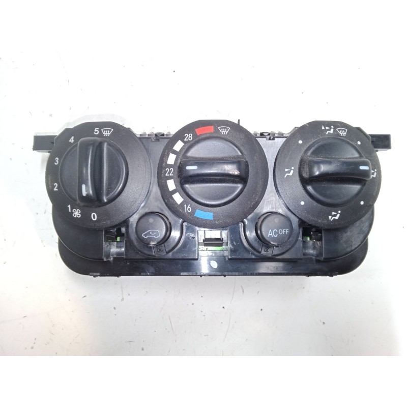 Recambio de mando climatizador para mercedes-benz clase a (w168) a 170 cdi (168.009, 168.109) referencia OEM IAM 1688302285  Q01