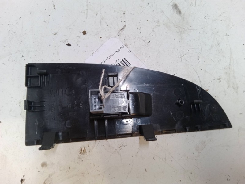 Recambio de mando elevalunas delantero derecho para seat leon (1p1) 1.9 tdi referencia OEM IAM   