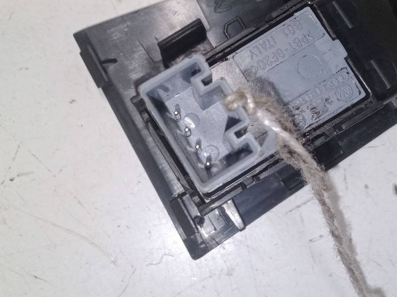 Recambio de mando elevalunas trasero derecho para seat leon (1p1) 1.9 tdi referencia OEM IAM   