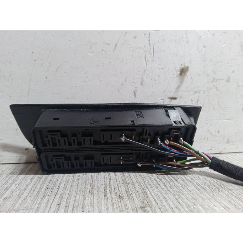 Recambio de mando elevalunas delantero izquierdo para opel astra f hatchback (t92) 1.6 i (f08, m08, f68, m68) referencia OEM IAM