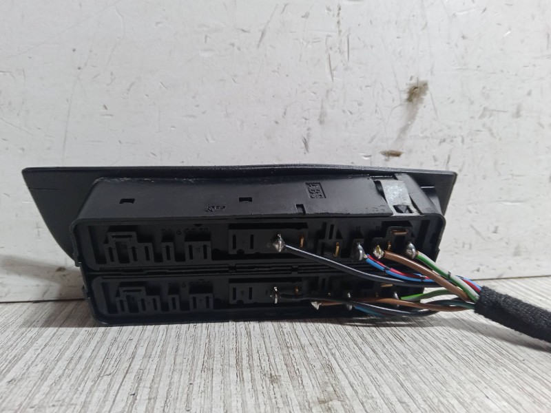 Recambio de mando elevalunas delantero izquierdo para opel astra f hatchback (t92) 1.6 i (f08, m08, f68, m68) referencia OEM IAM