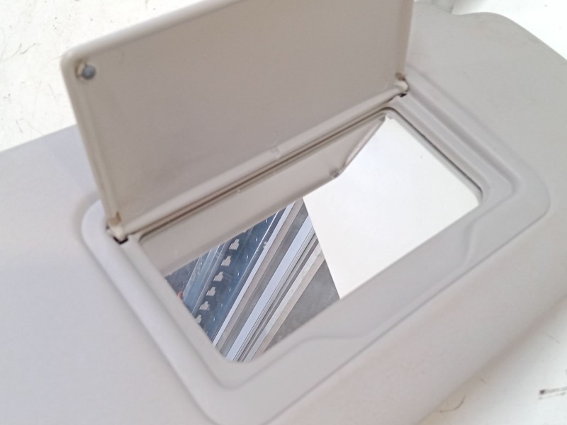 Recambio de parasol derecho para mercedes-benz clase a (w168) a 170 cdi (168.009, 168.109) referencia OEM IAM   