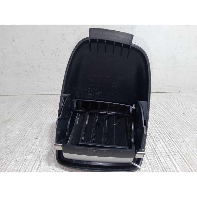 Recambio de aireador izquierdo para smart fortwo cabrio (451) 0.8 cdi (451.400) referencia OEM IAM   