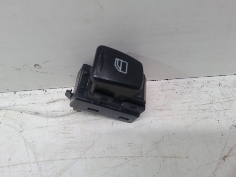 Recambio de mando elevalunas delantero derecho para smart fortwo cabrio (451) 0.8 cdi (451.400) referencia OEM IAM 4518204210  