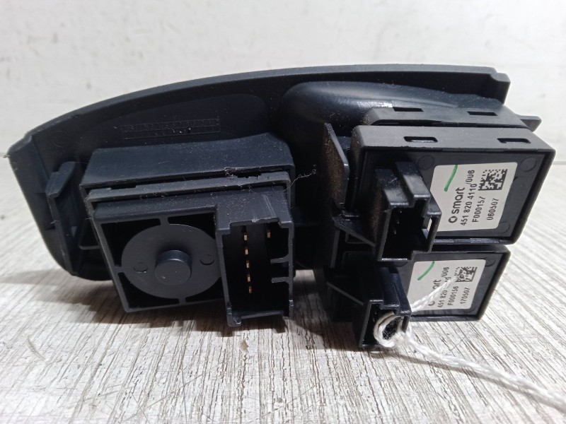 Recambio de mando elevalunas delantero izquierdo para smart fortwo cabrio (451) 0.8 cdi (451.400) referencia OEM IAM 4518204110 