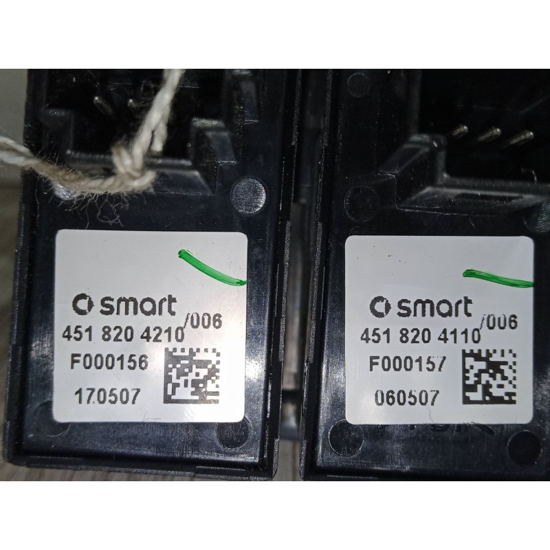 Recambio de mando elevalunas delantero izquierdo para smart fortwo cabrio (451) 0.8 cdi (451.400) referencia OEM IAM 4518204110 