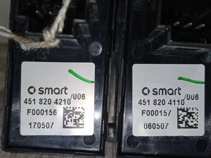 Recambio de mando elevalunas delantero izquierdo para smart fortwo cabrio (451) 0.8 cdi (451.400) referencia OEM IAM 4518204110 
