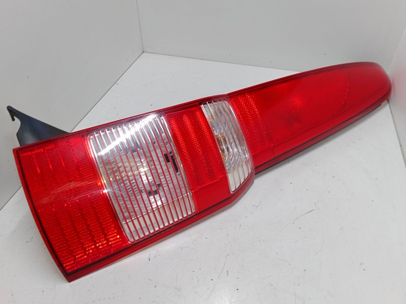 Recambio de piloto trasero derecho para fiat panda / panda classic (169_) 1.2 (169.axb11, 169.axb1a) referencia OEM IAM 51763006