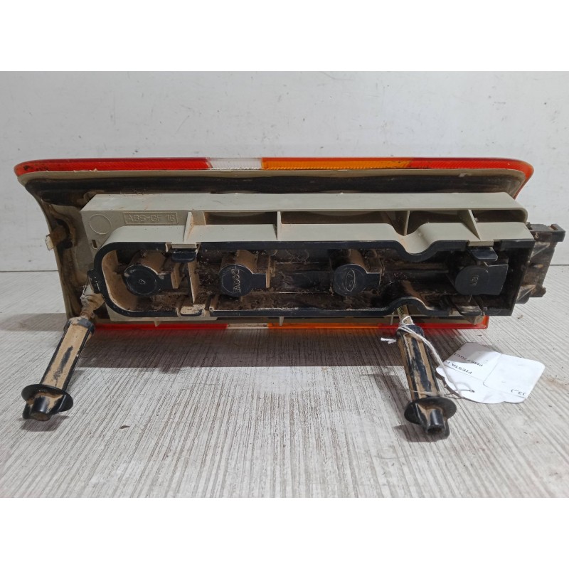 Recambio de piloto trasero derecho para ford fiesta furgoneta/monovolumen (j5_, j3_) 1.8 d referencia OEM IAM   