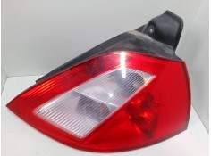 Recambio de piloto trasero derecho para renault megane ii (bm0/1_, cm0/1_) 1.6 16v (bm0c, cm0c) referencia OEM IAM 8200073237  