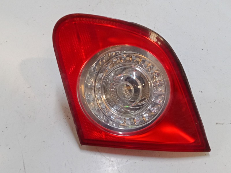 Recambio de piloto trasero porton derecho para volkswagen passat b6 variant (3c5) 2.0 tdi 16v referencia OEM IAM 3C5945094E   Recambio de piloto trasero porton derecho para volkswagen passat b6 variant (3c5) 2.0 tdi 16v referencia OEM IAM 3C5945094E