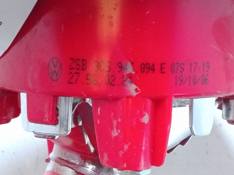 Recambio de piloto trasero porton derecho para volkswagen passat b6 variant (3c5) 2.0 tdi 16v referencia OEM IAM 3C5945094E   Recambio de piloto trasero porton derecho para volkswagen passat b6 variant (3c5) 2.0 tdi 16v referencia OEM IAM 3C5945094E