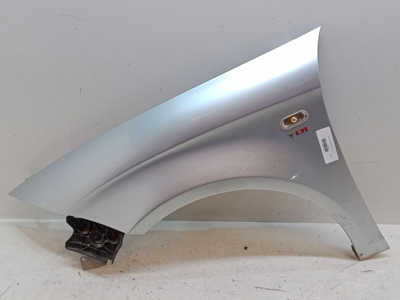 Recambio de aleta delantera izquierda para seat altea (5p1) 2.0 tdi 16v referencia OEM IAM   