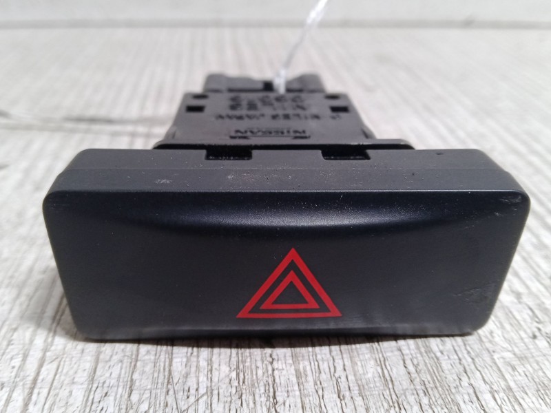 Recambio de warning para nissan x-trail ii (t31) 2.0 dci 4x4 referencia OEM IAM   