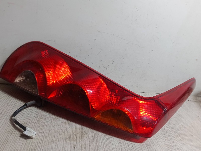 Recambio de piloto trasero izquierdo para nissan note (e11, ne11) 1.5 dci referencia OEM IAM   