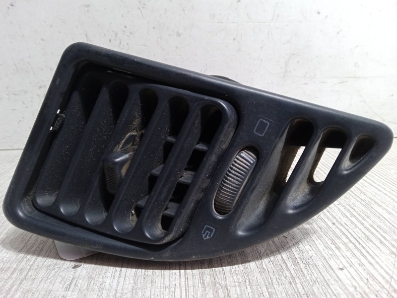 Recambio de aireador derecho para peugeot 306 hatchback (7a, 7c, n3, n5) 2.0 xsi referencia OEM IAM   