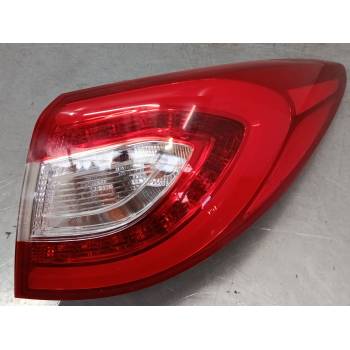 PILOTO TRASERO DERECHO 924022Y500 