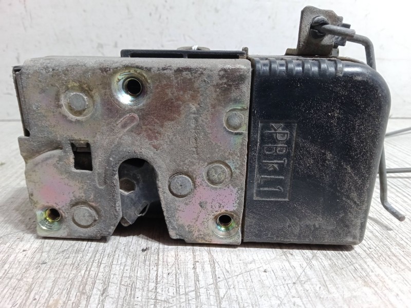 Recambio de cerradura puerta delantera izquierda para peugeot 206 hatchback (2a/c) 1.4 i referencia OEM IAM   