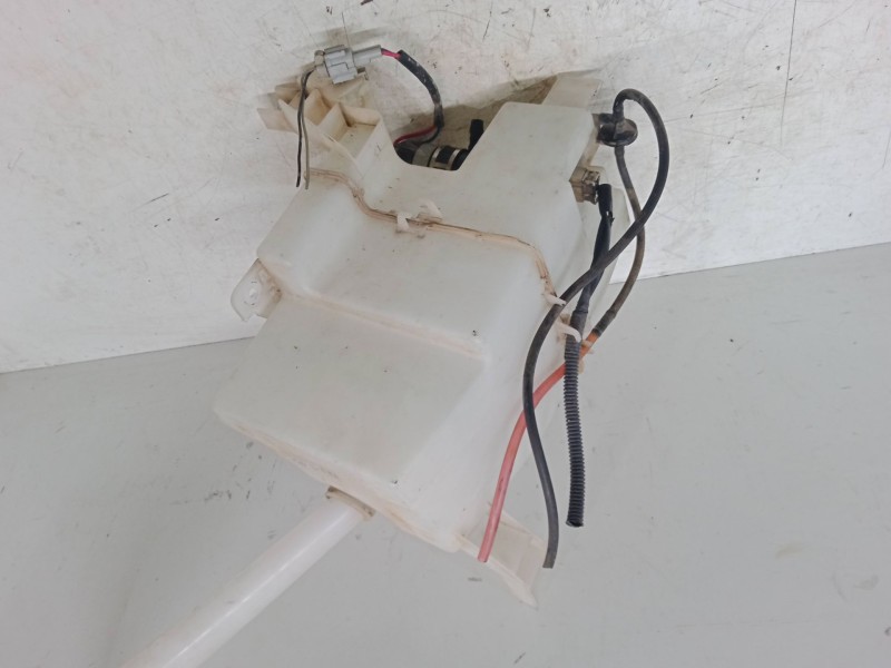 Recambio de deposito limpiaparabrisas para nissan x-trail ii (t31) 2.0 dci 4x4 referencia OEM IAM   