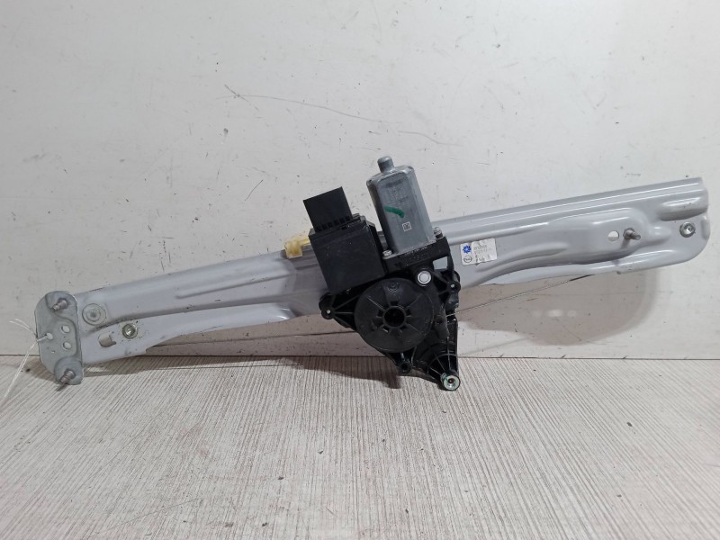 Recambio de elevalunas electrico delantero izquierdo para opel crossland x / crossland (p17, p2qo) 1.2 (75) referencia OEM IAM  