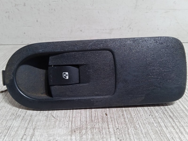 Recambio de mando elevalunas delantero derecho para renault scénic ii (jm0/1_) 1.5 dci (jm1e, jm16) referencia OEM IAM   