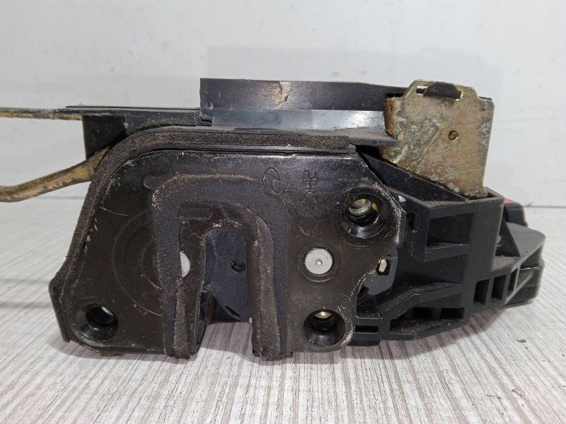 Recambio de cerradura puerta delantera derecha para hyundai terracan (hp) 2.9 crdi 4wd referencia OEM IAM   