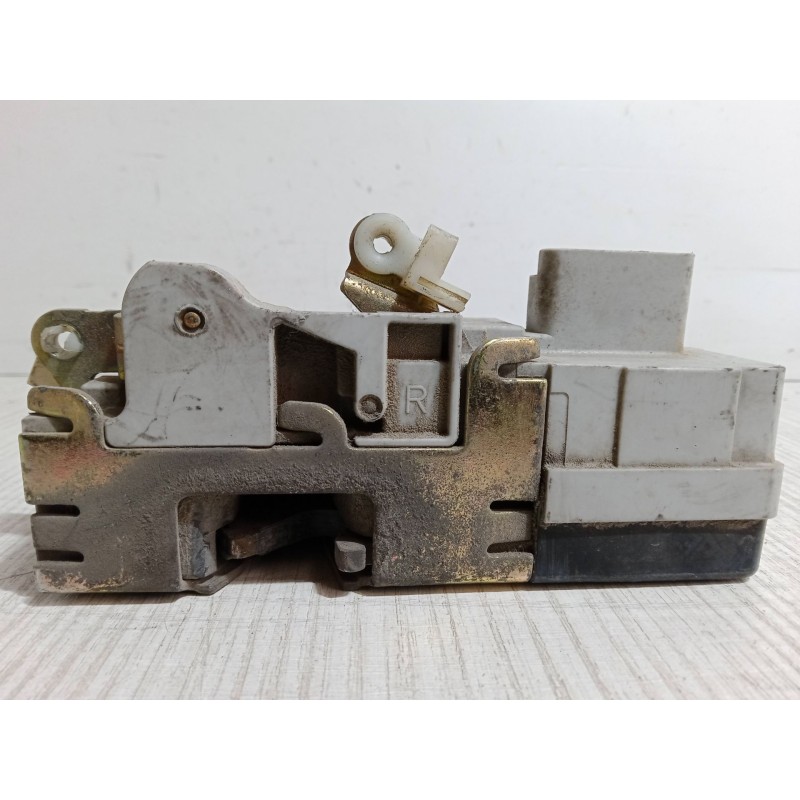 Recambio de cerradura puerta delantera derecha para citroën berlingo / berlingo first furgoneta/monovolumen (m_) 1.9 d 70 (mbwjz