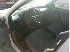 opel corsa a hatchback (s83) del año 1993 2