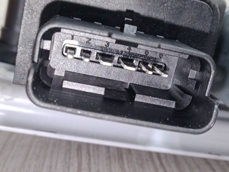 Recambio de elevalunas electrico delantero derecho para opel crossland x / crossland (p17, p2qo) 1.2 (75) referencia OEM IAM 391